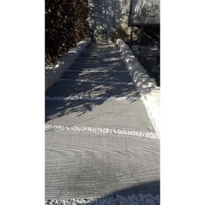 asor trunk grigio carsico dettaglio venature spessore mattonella passi giapponesi ambientata